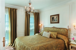 Bedroom at Alvear Palace