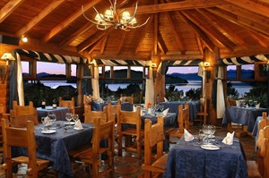 Dining at Nido del Condor Resort