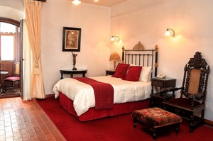 Room example at Hostal de su Merced