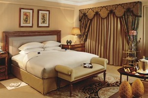 Room example at Ritz Carlton Santiago