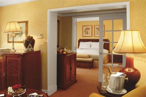Ritz Carlton Santiago suite