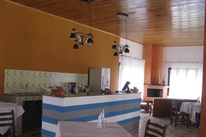 Restaurant, bar, lounge and fireplace Andasibe Lemurs Lodge