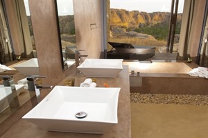 Bathroom at Isalo Rock Lodge