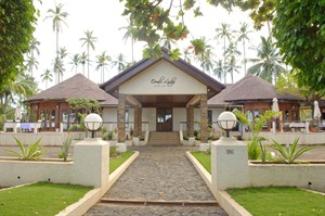Omali Lodge Reception