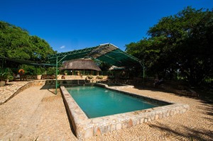 Pool at Murchison River Lodge