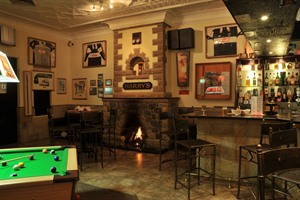 Cathedral Peak Hotel Harry's Sports Bar