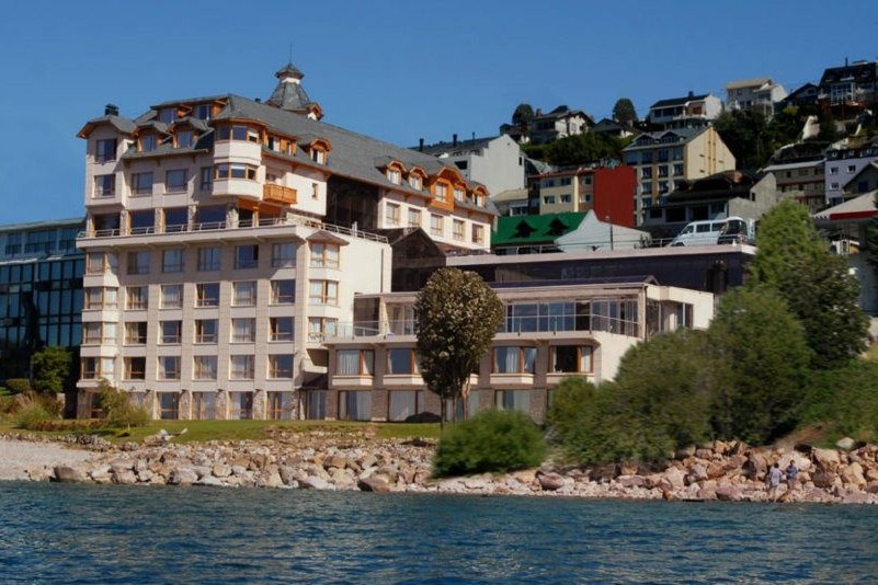 Cacique Inacayal Lake & Spa Hotel | Argentina | Rainbow Tours