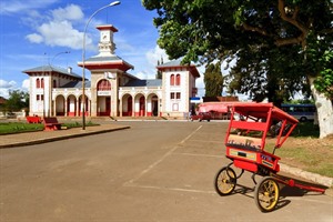 Rickshaws in central Antsirabe
