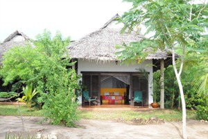 Fumba garden room